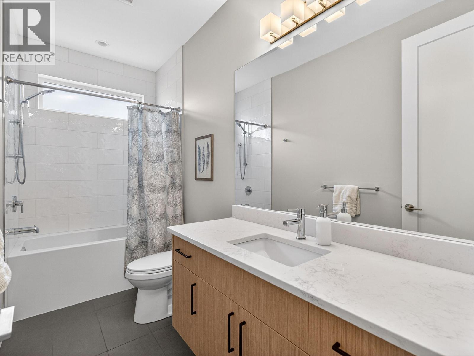 4579 Anhalt Road, Kelowna