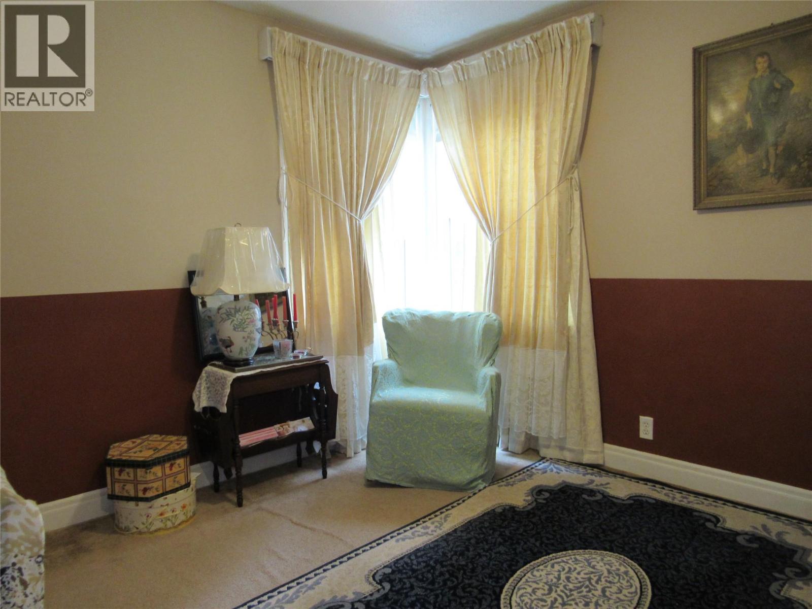 2000 TOPPING Street, Trail