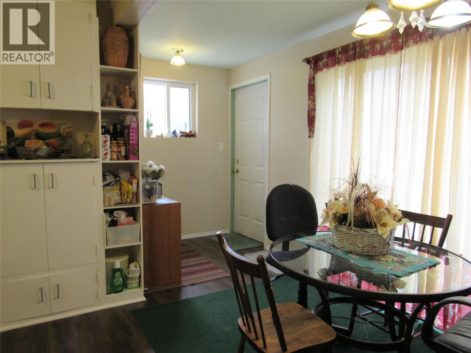 2000 TOPPING Street, Trail