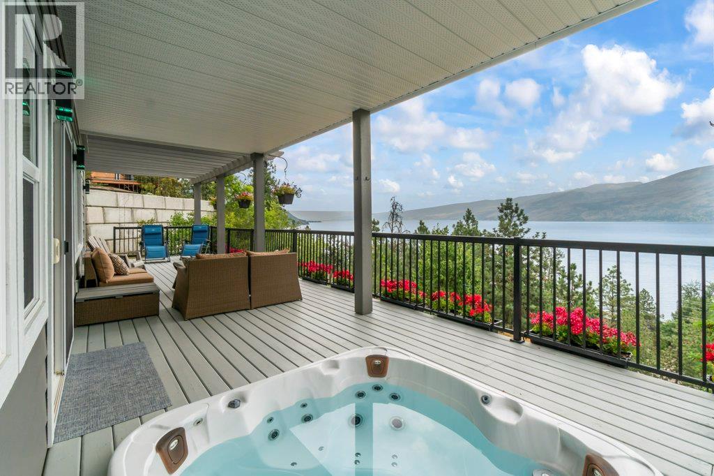 3949 Desert Pines Avenue, Peachland