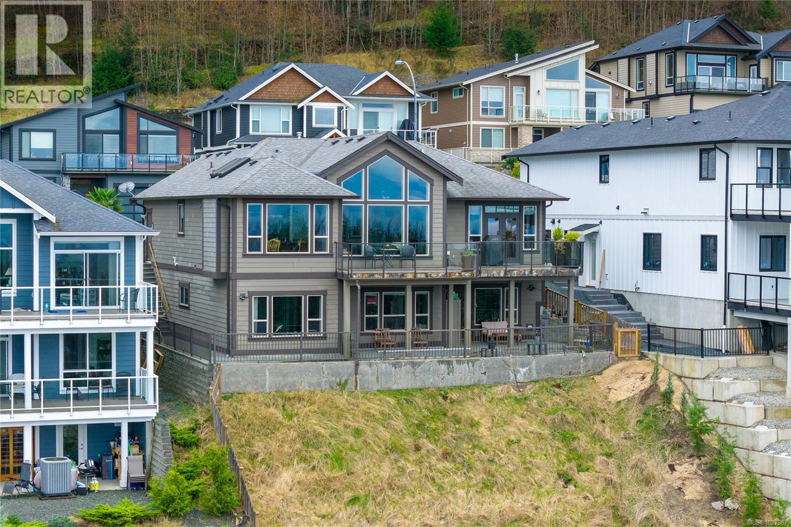 4546 LAGUNA WAY - 82