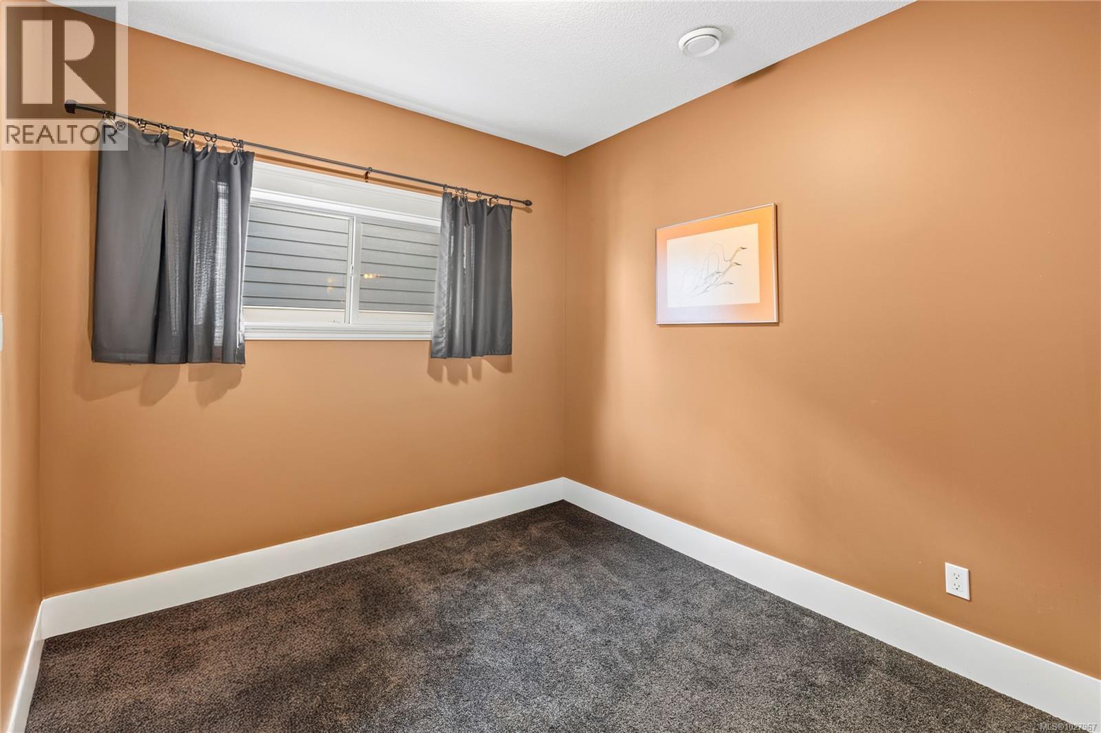 4546 LAGUNA WAY - 36