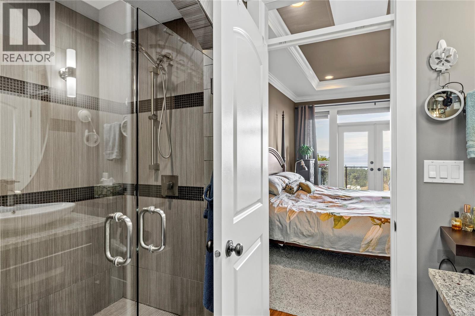 4546 LAGUNA WAY - 28