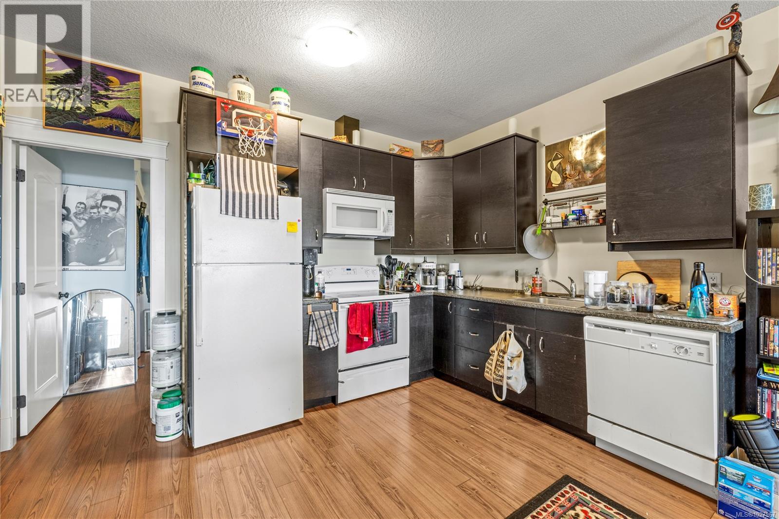 4546 LAGUNA WAY - 39