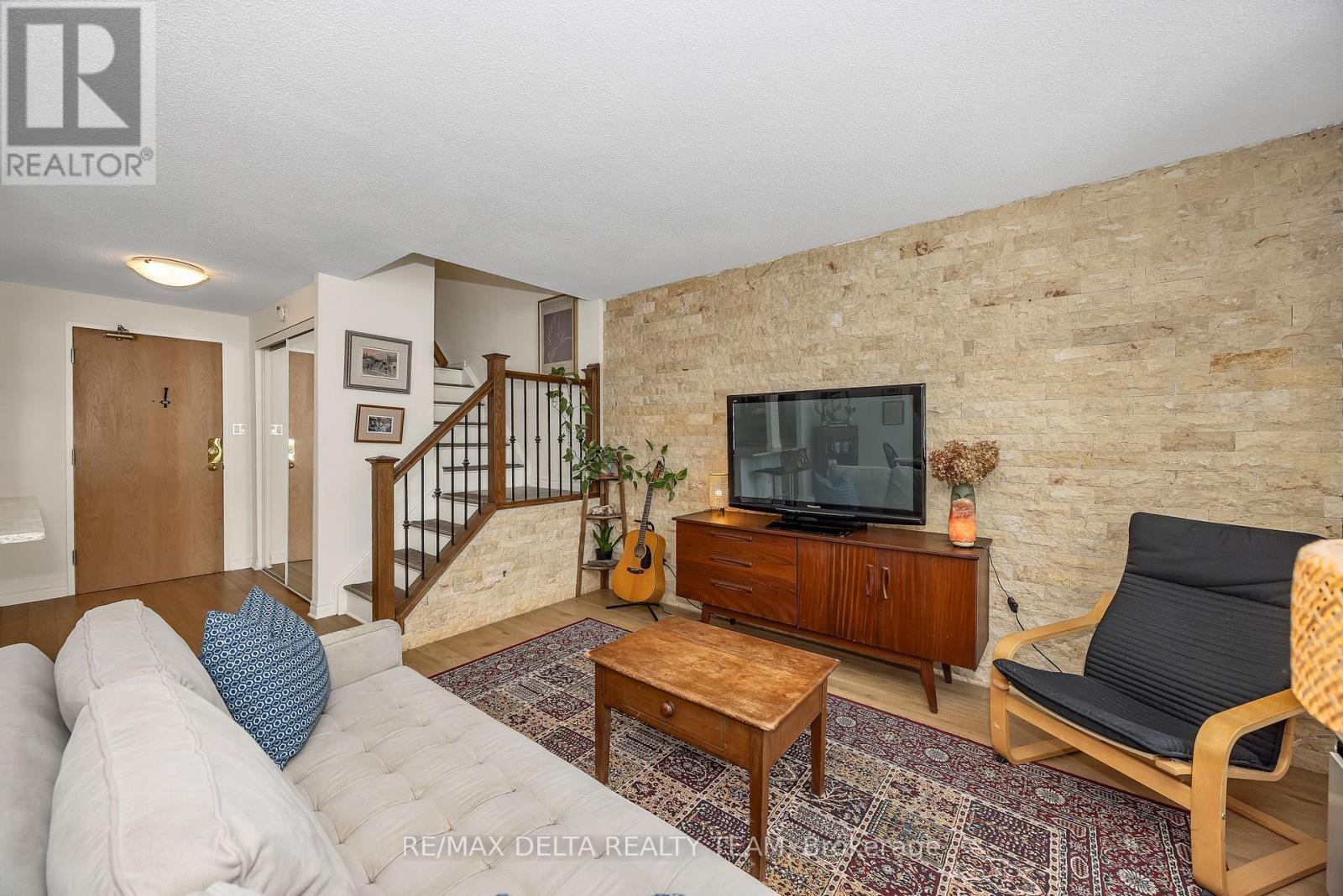 #111 2871 RICHMOND ROAD - 14