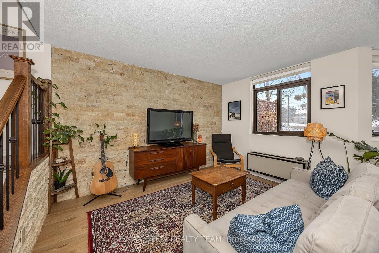 #111 2871 RICHMOND ROAD - 15