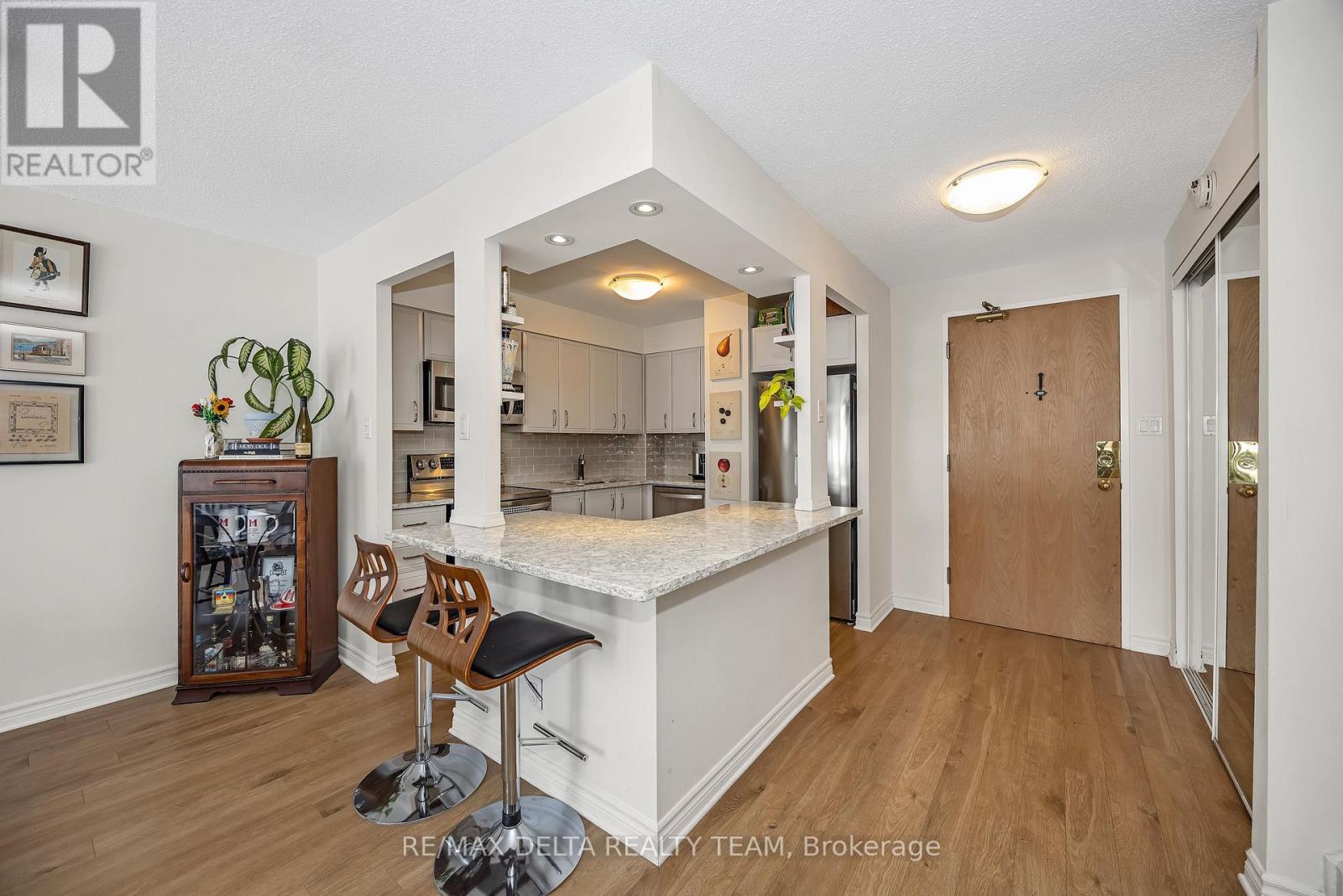 #111 2871 RICHMOND ROAD - 4