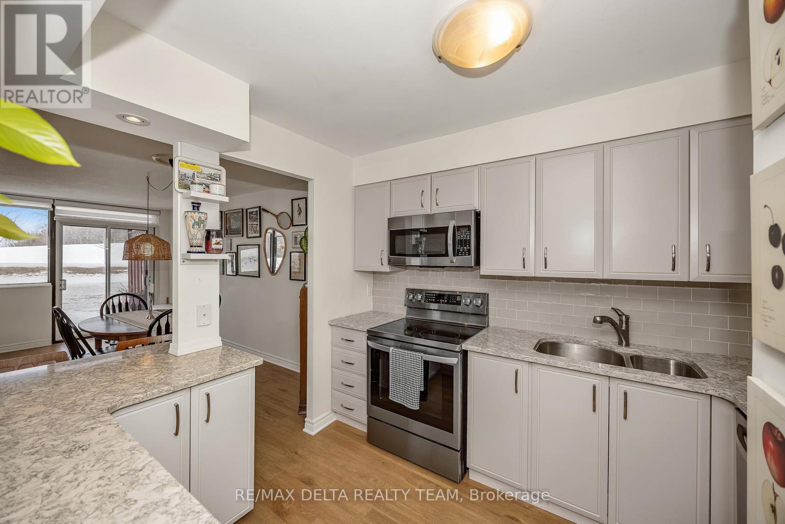 #111 2871 RICHMOND ROAD - 7