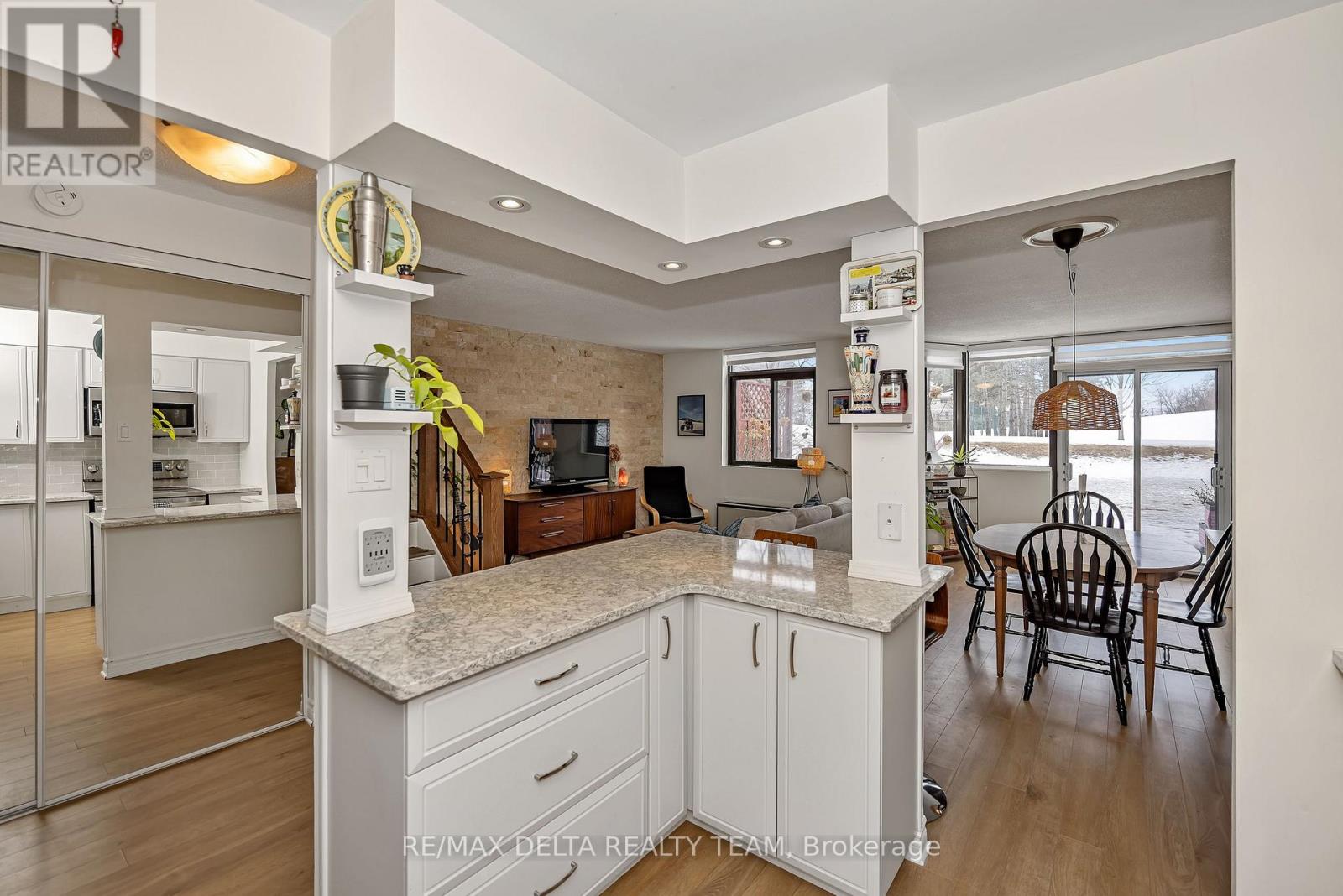 #111 2871 RICHMOND ROAD - 8