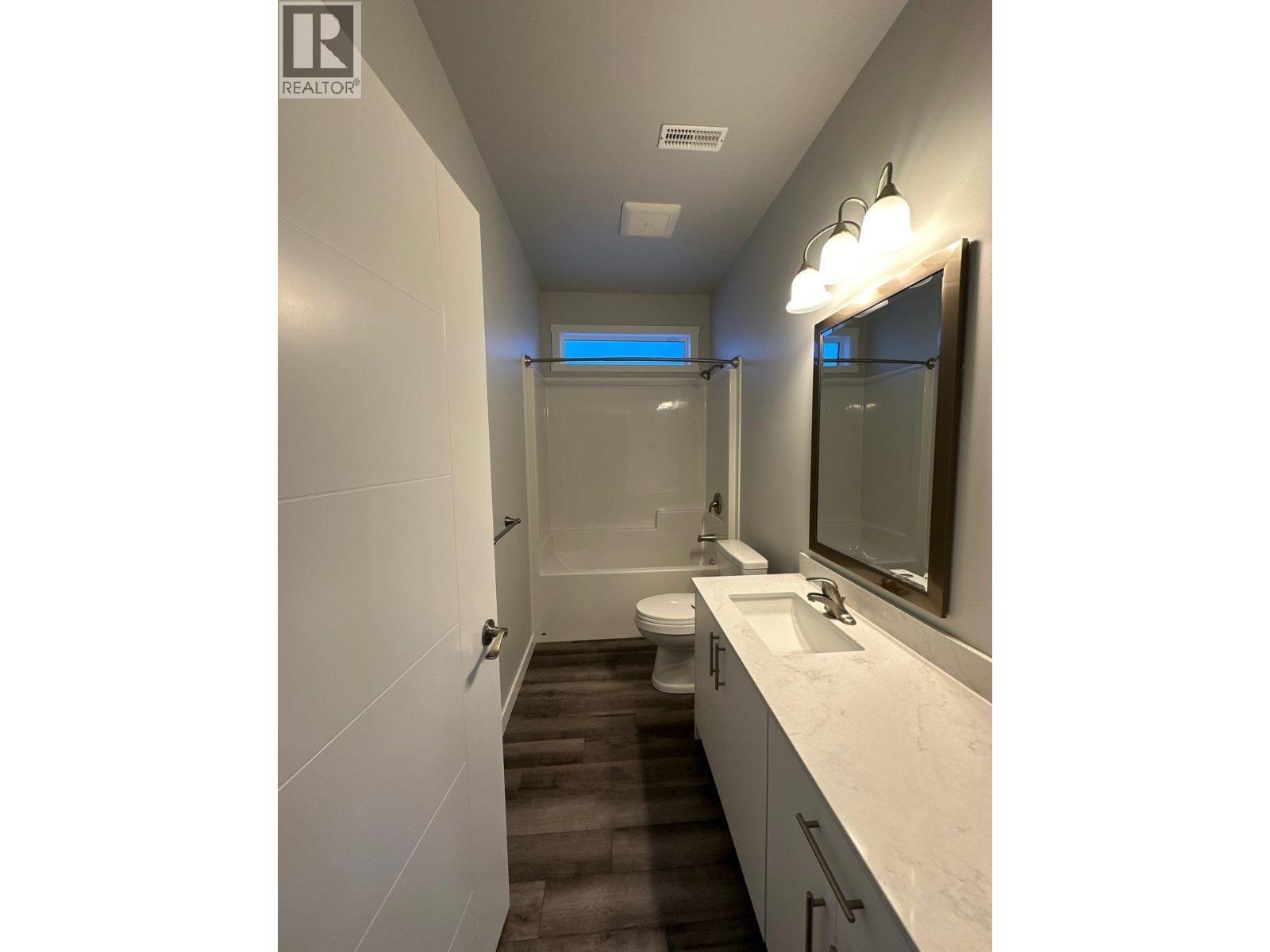 1221-1223 N BLACKBURN ROAD - 19