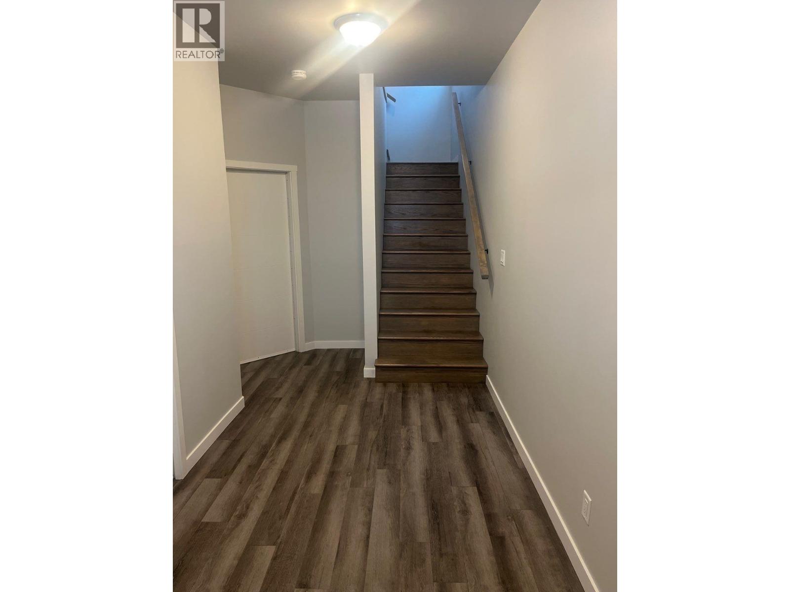 1221-1223 N BLACKBURN ROAD - 7