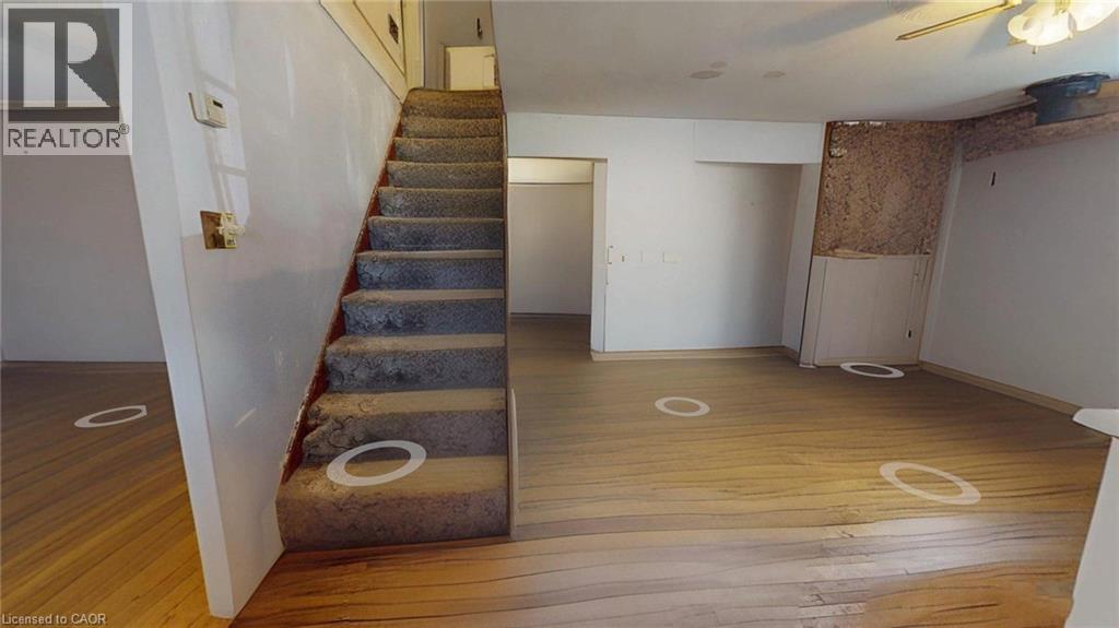 284 GARAFRAXA Street - 7