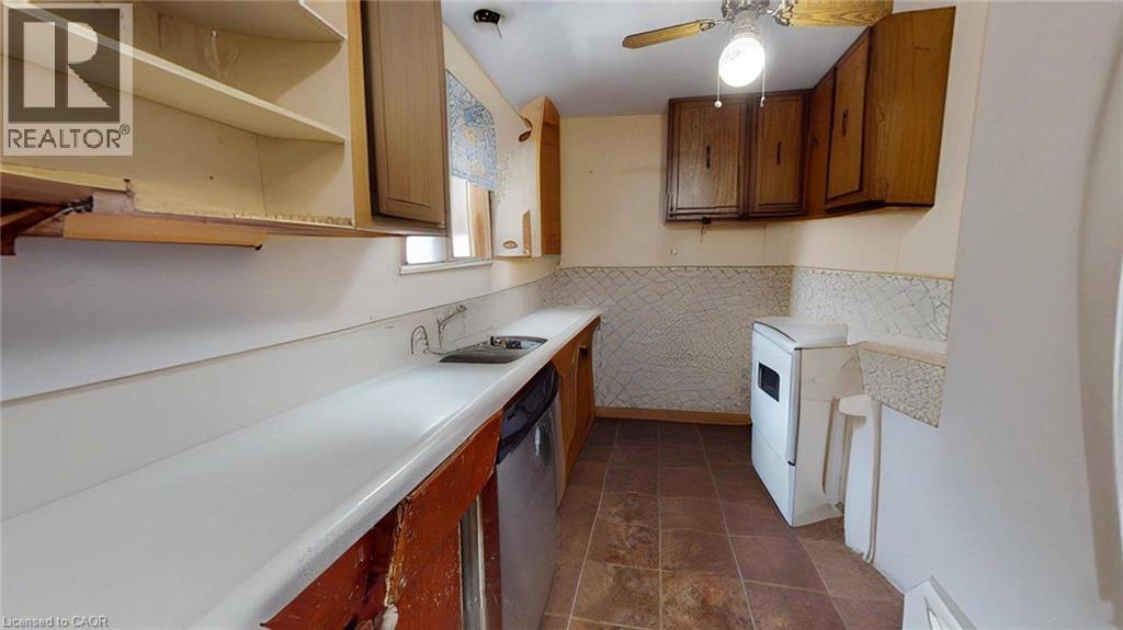 284 GARAFRAXA Street - 12