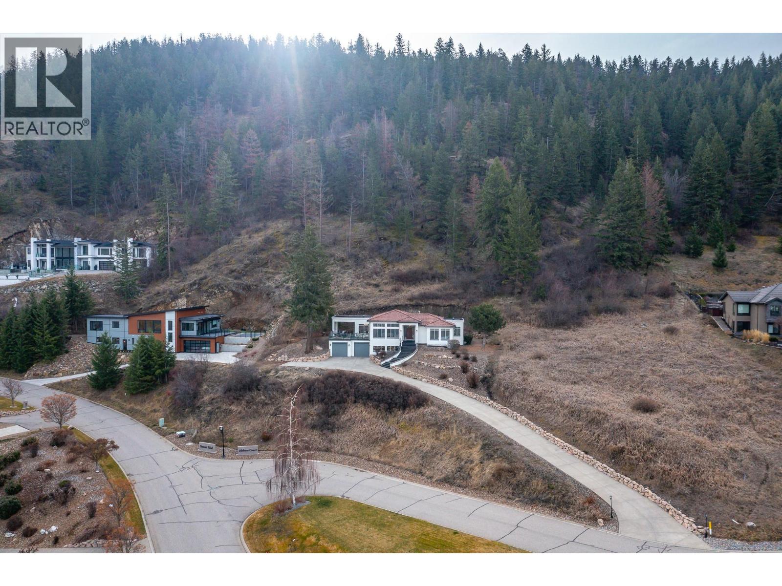 200 MELROSE COURT - 50