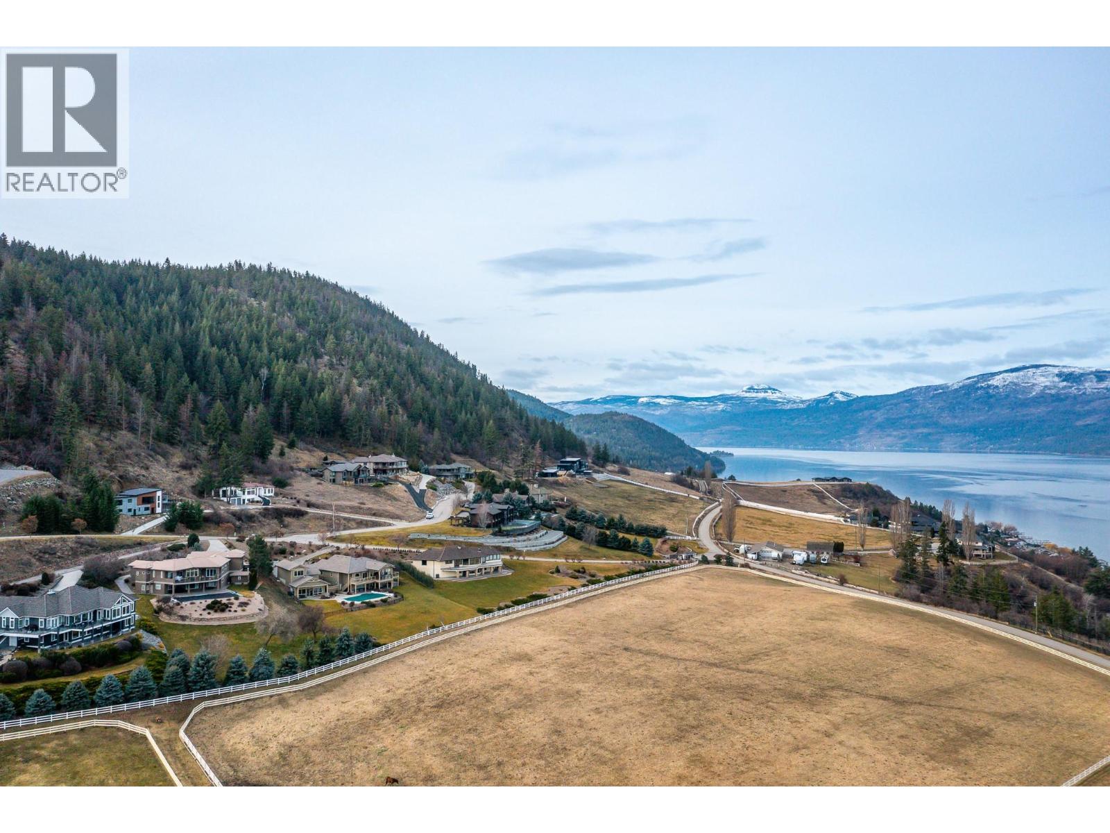 200 MELROSE COURT - 53