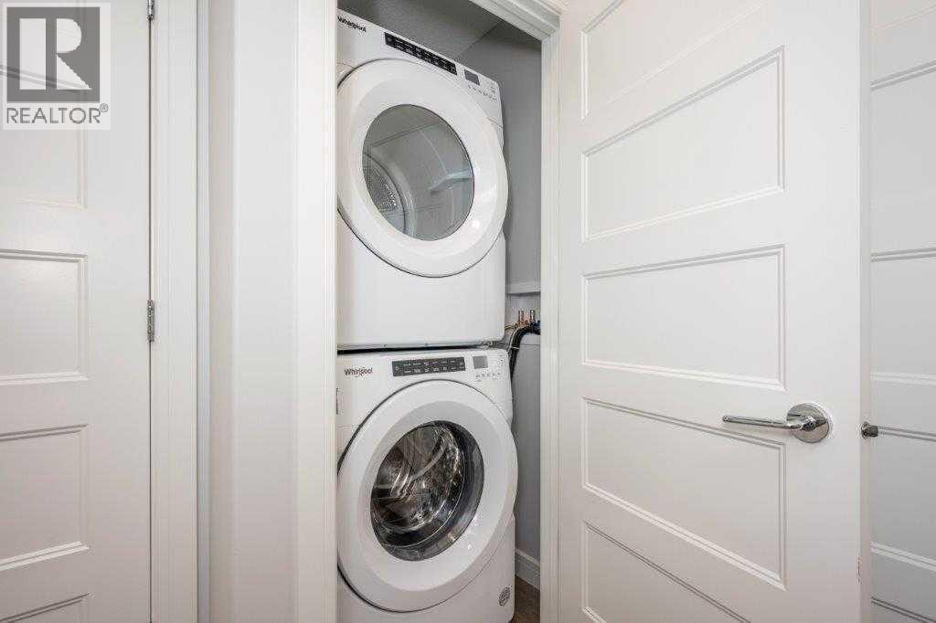 Single Family House for Sale in   Greenbriar Place NW Greenwood/Greenbriar Calgary 