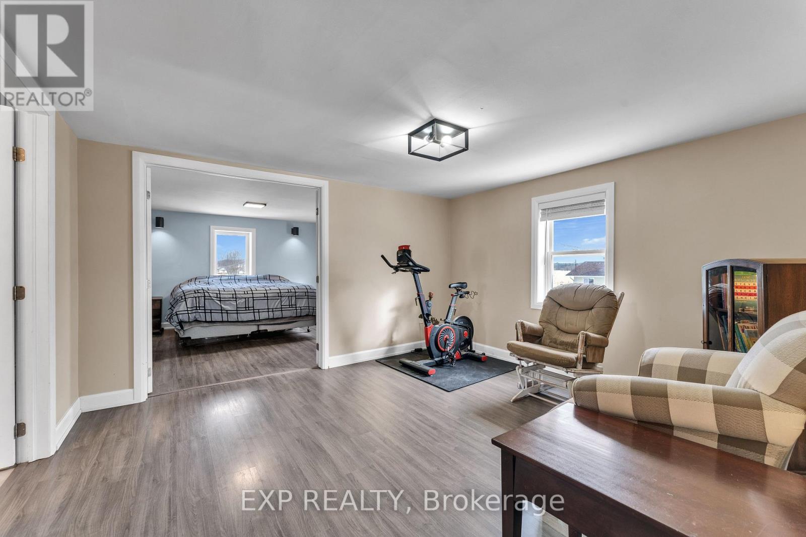 1526 LANDRY STREET — photo 28