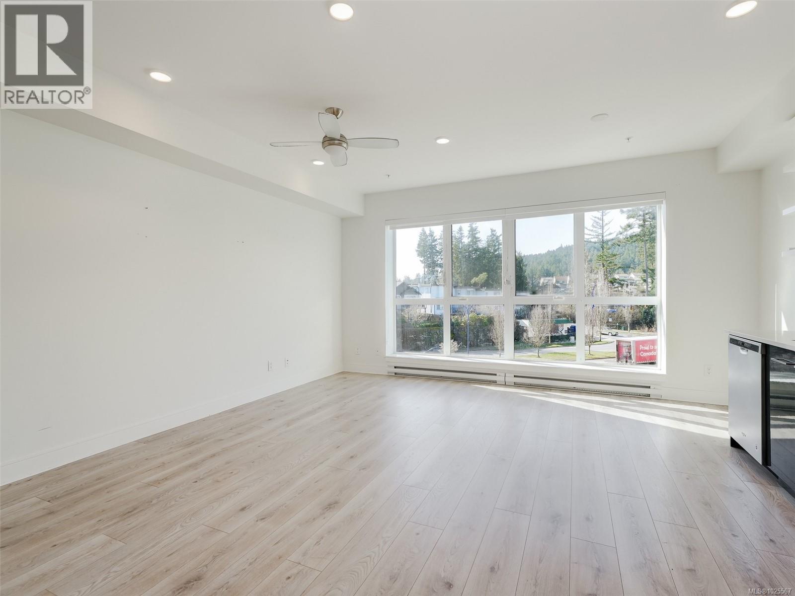 407 1311 Lakepoint Way, Langford