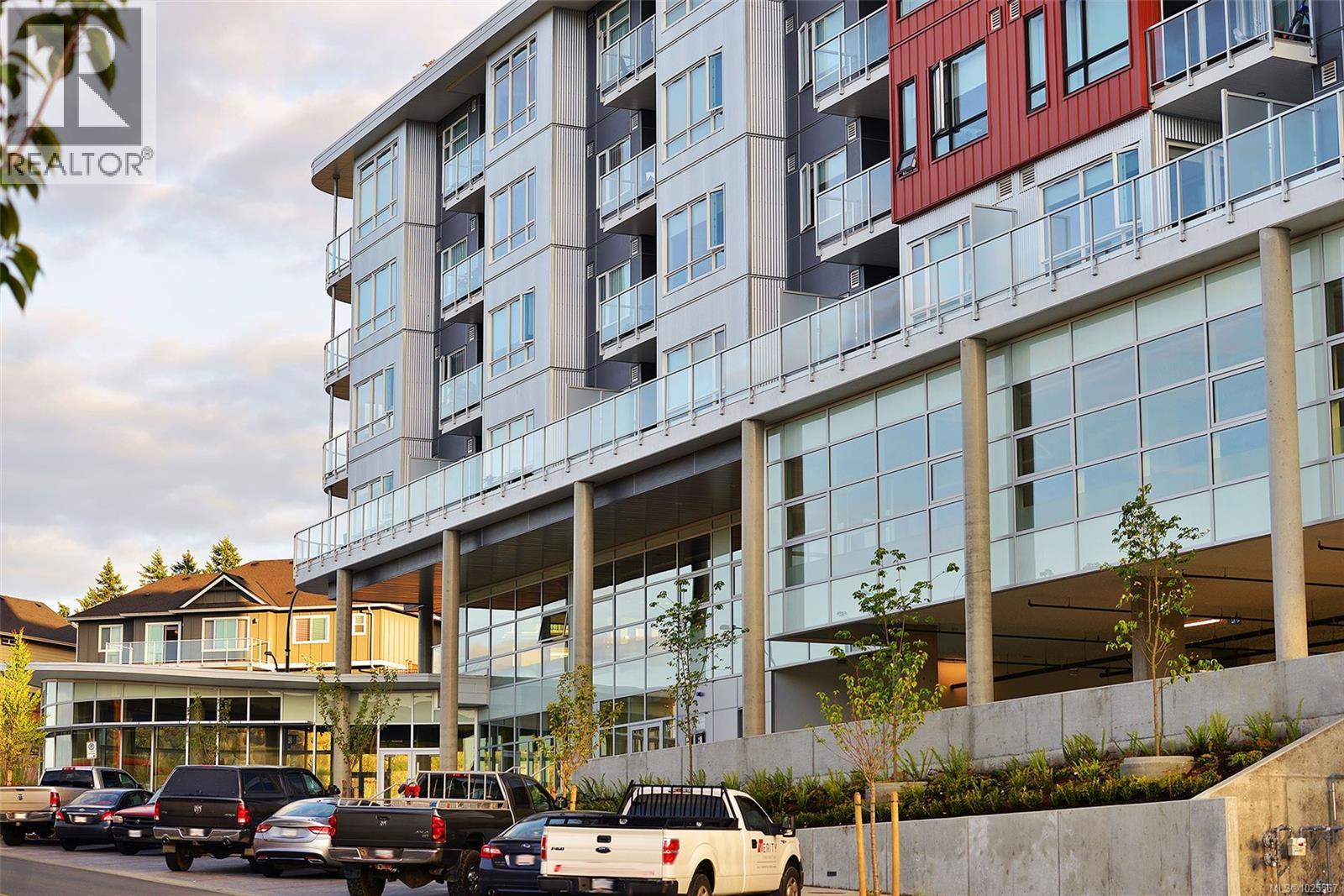 407 1311 Lakepoint Way, Langford