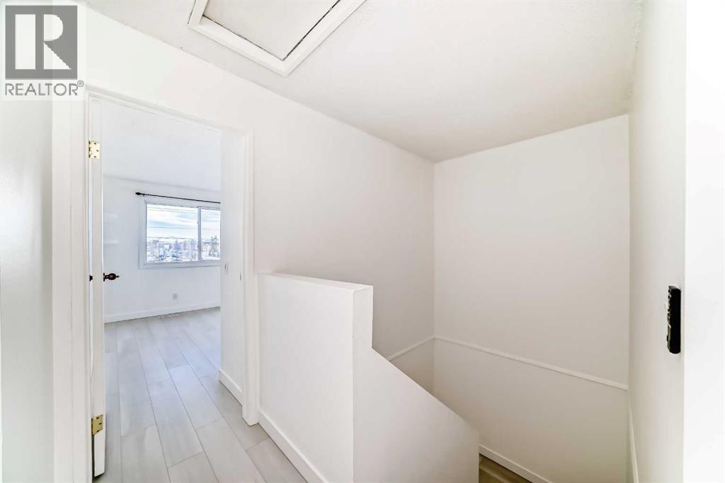 Single Family House for Sale in   Rundleson Road NE Rundle Calgary 