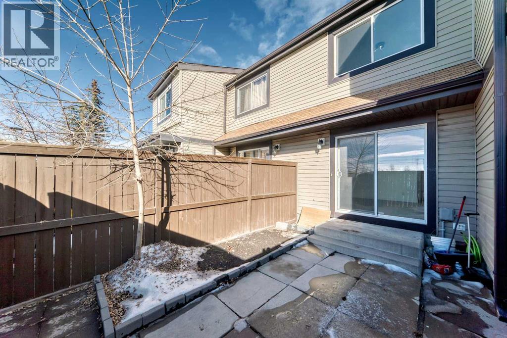 Single Family House for Sale in   Rundleson Road NE Rundle Calgary 