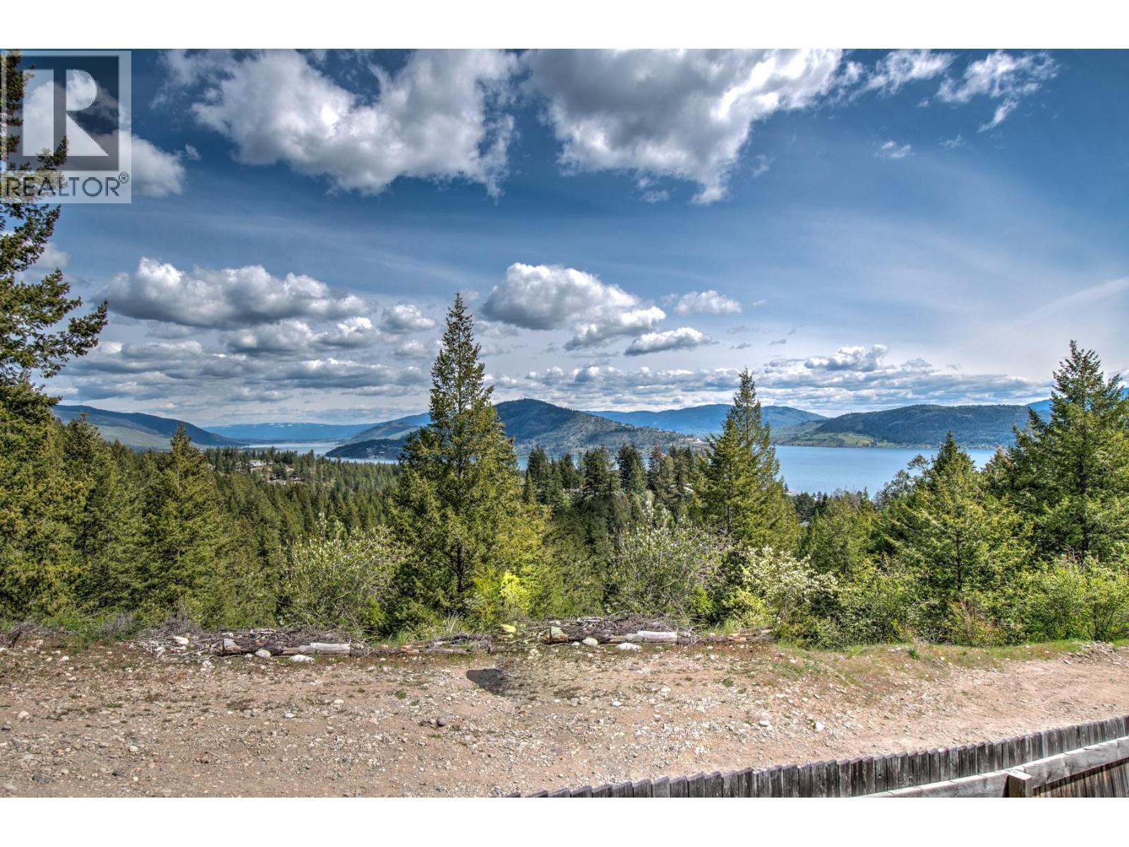 354 Lakewood Road, Vernon