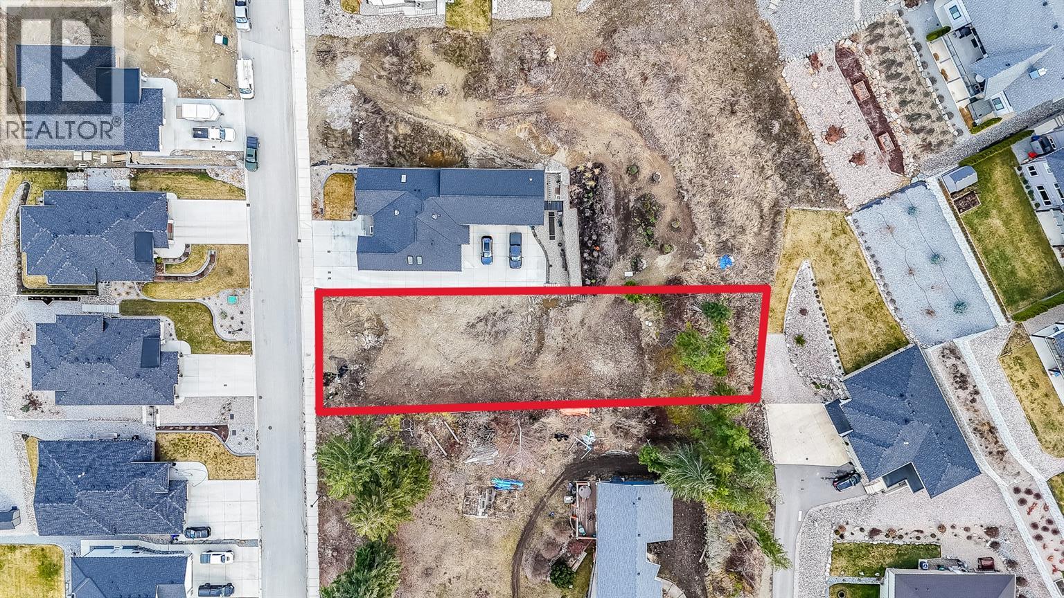  1060 16 Avenue Southeast, Salmon Arm