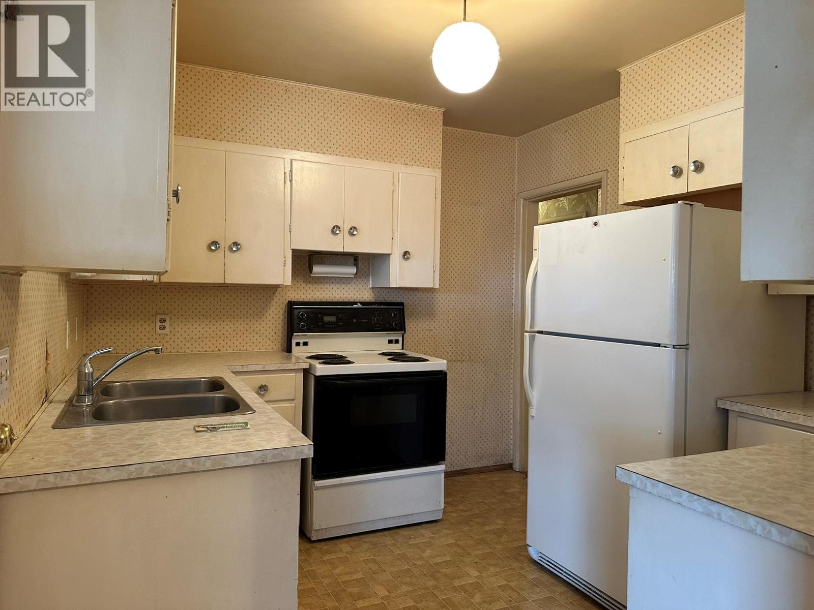 3306 Pleasant Valley Road, Vernon