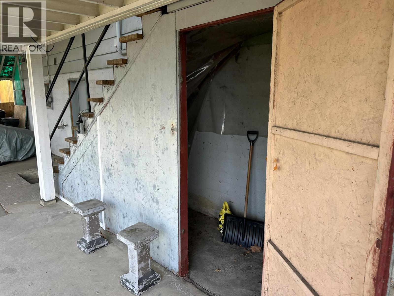 3306 Pleasant Valley Road, Vernon