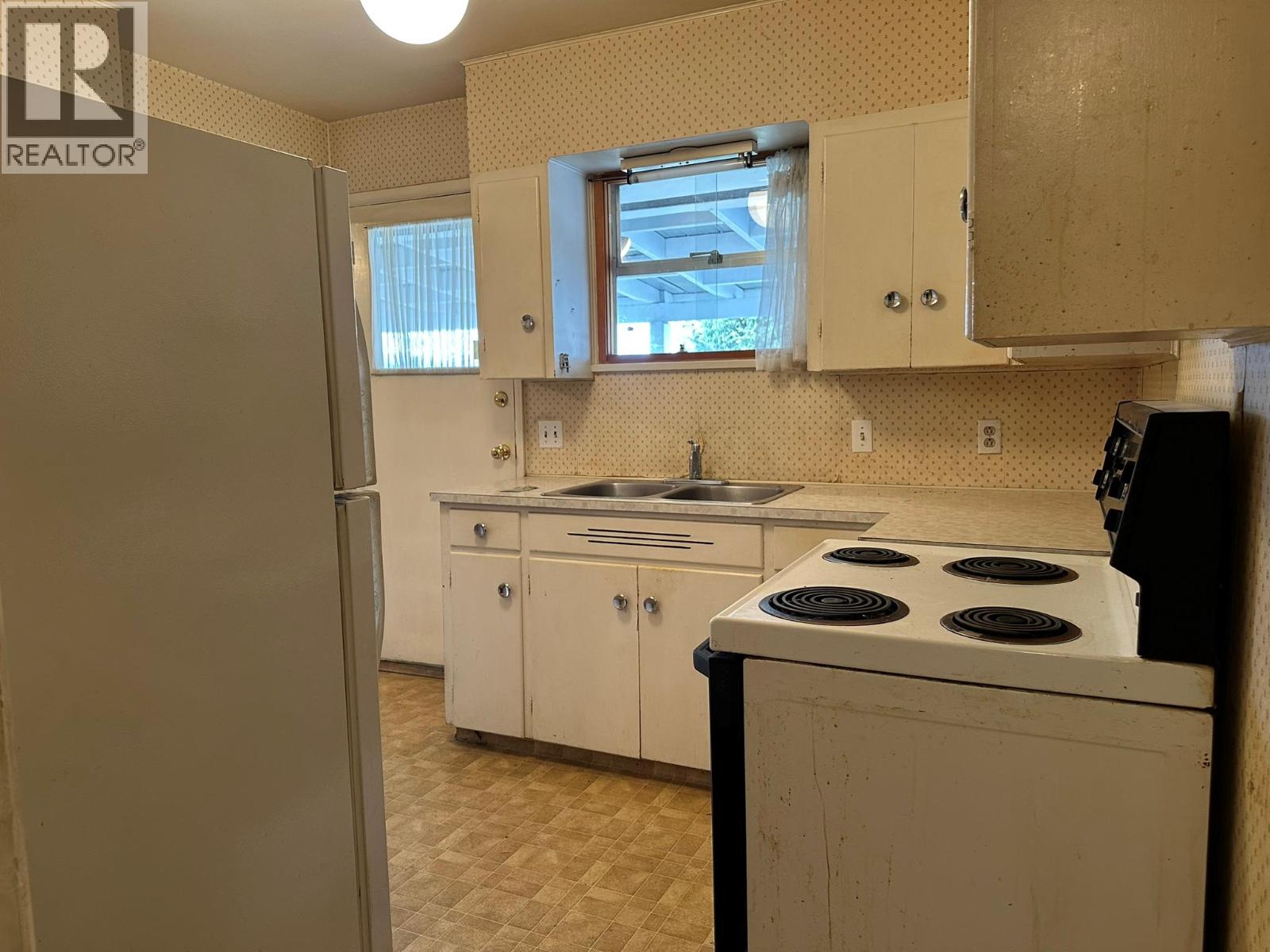 3306 Pleasant Valley Road, Vernon