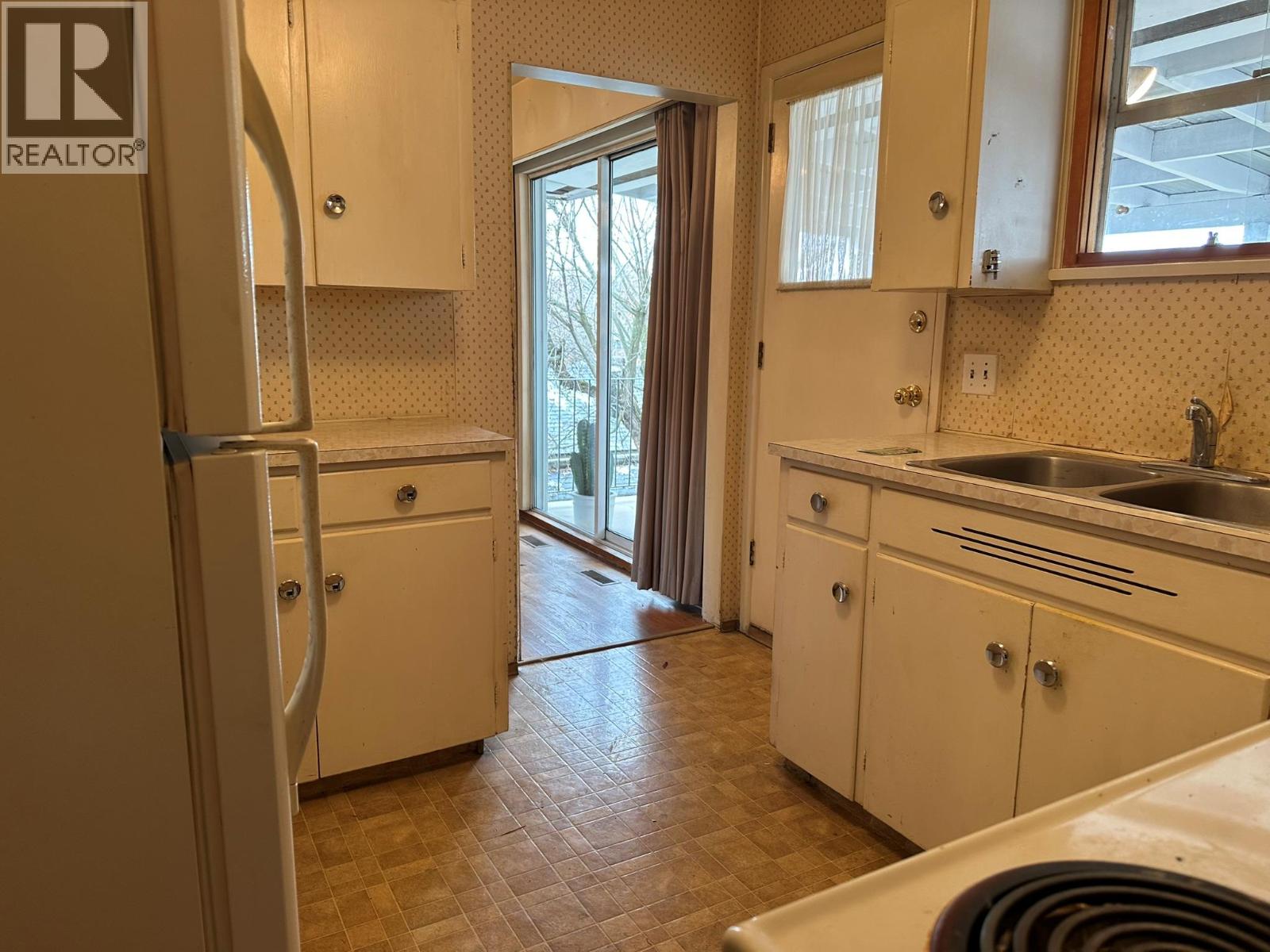 3306 Pleasant Valley Road, Vernon