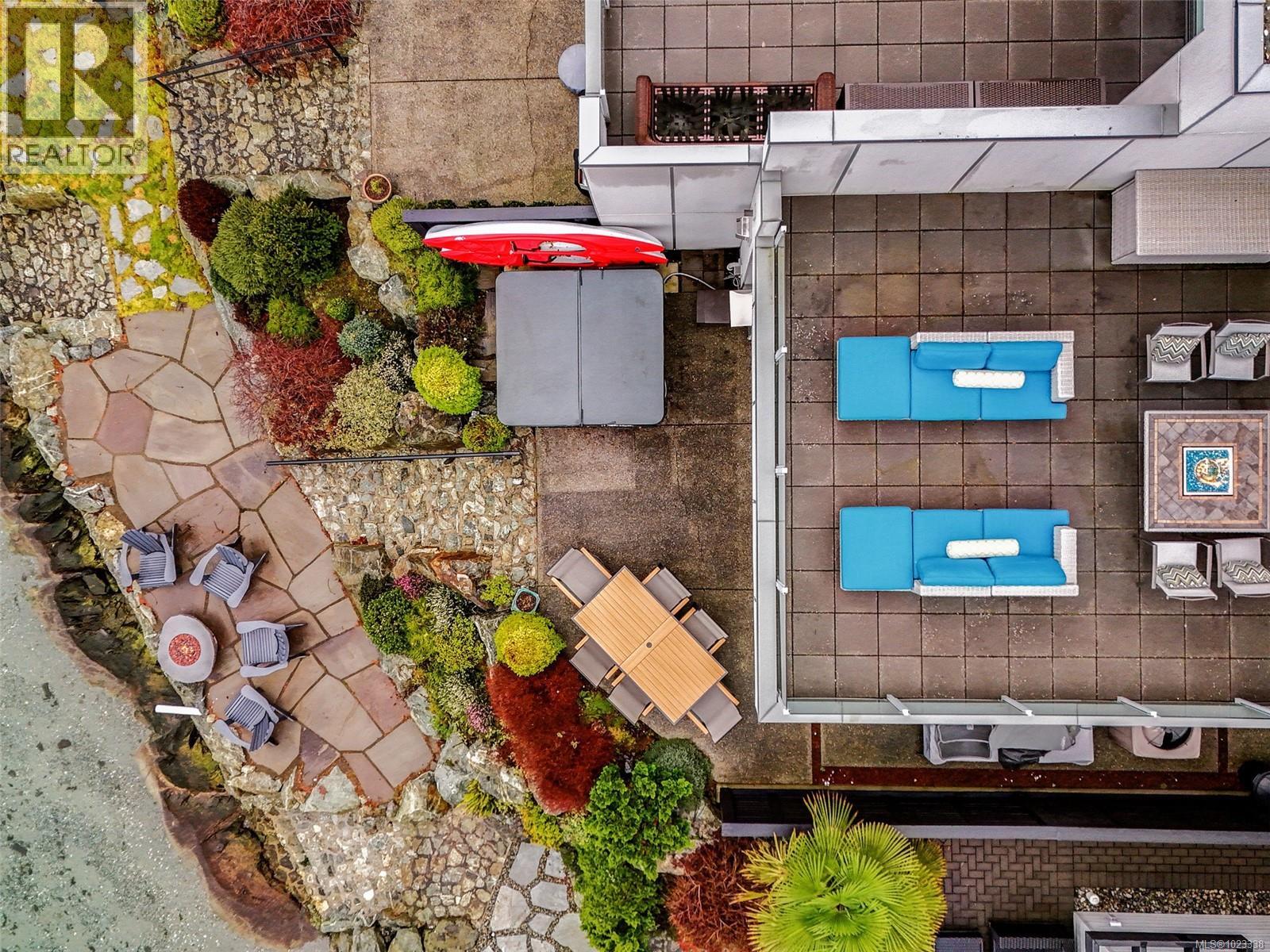 10303 Resthaven Dr, Sidney