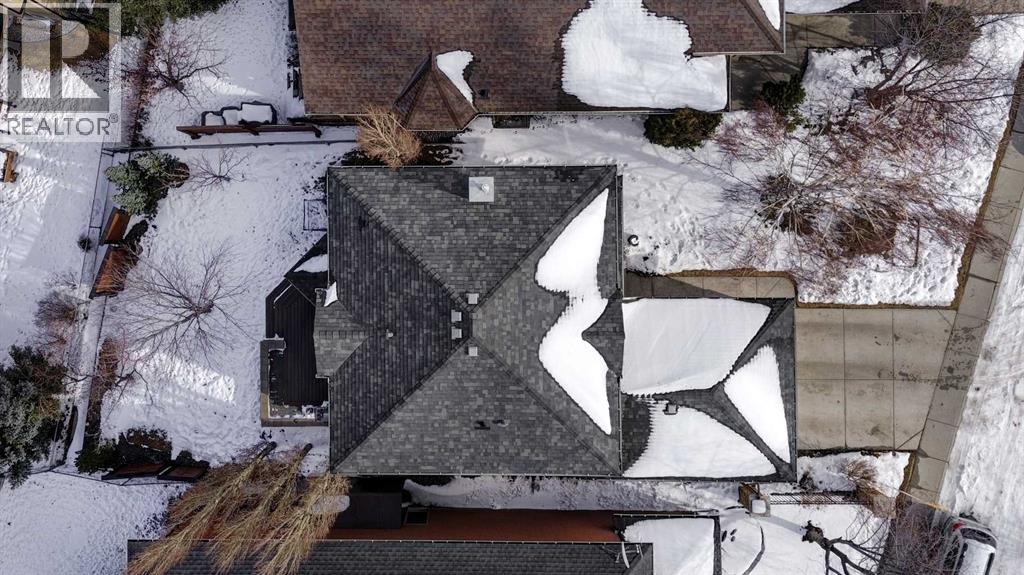 Single Family House for Sale in  Scimitar Point NW Scenic Acres Calgary 