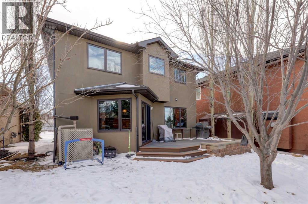 Single Family House for Sale in  Scimitar Point NW Scenic Acres Calgary 