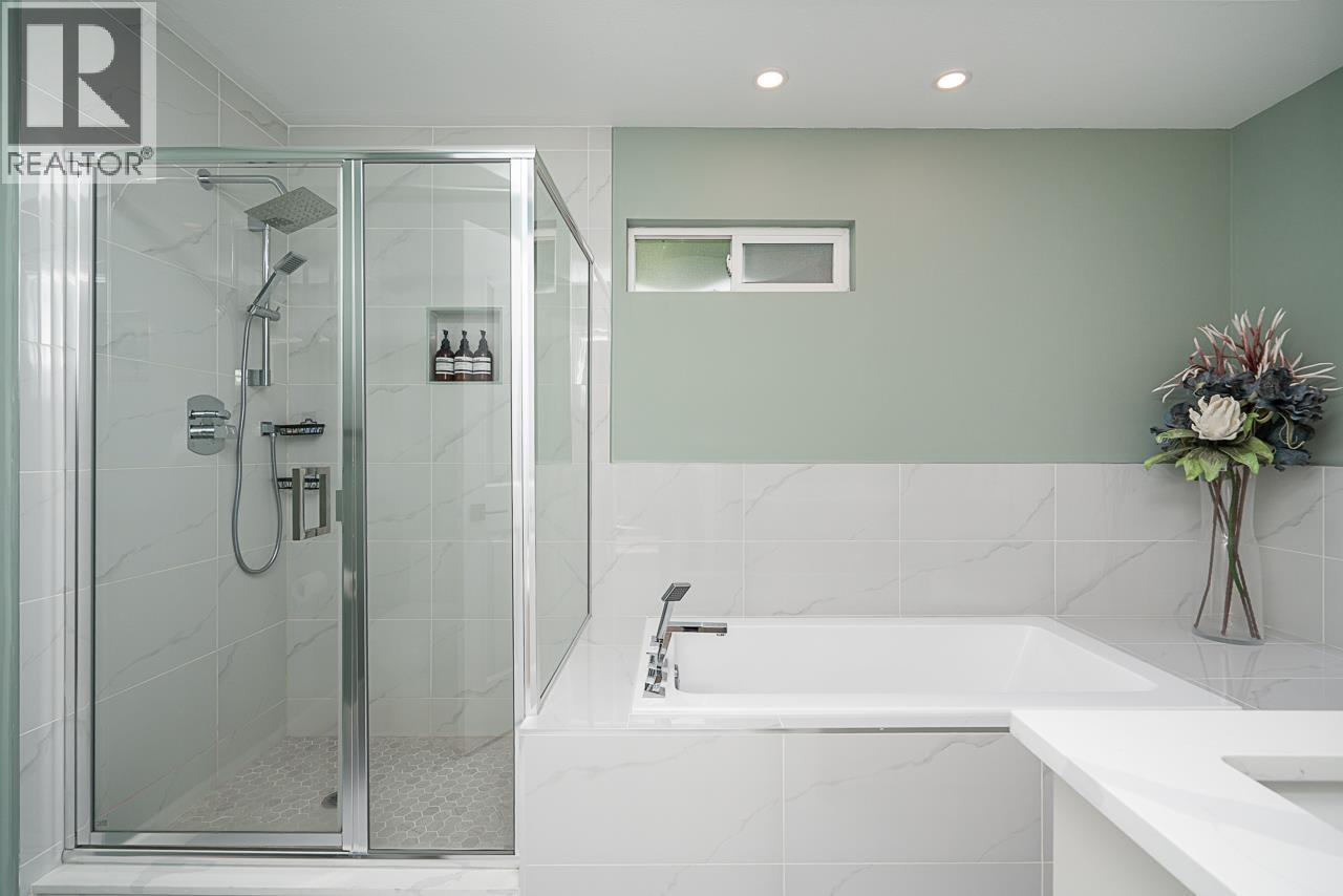 7 ASPEN COURT, Port Moody