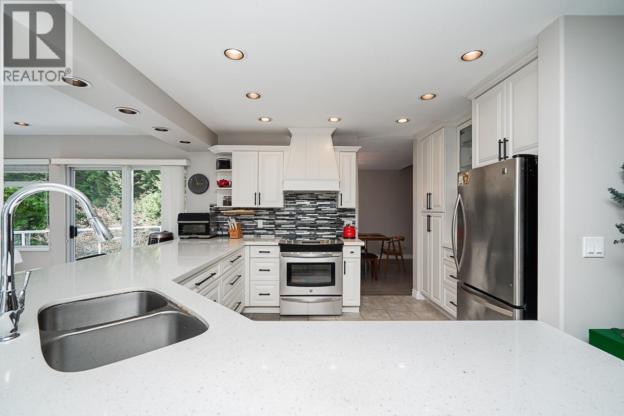 7 ASPEN COURT, Port Moody