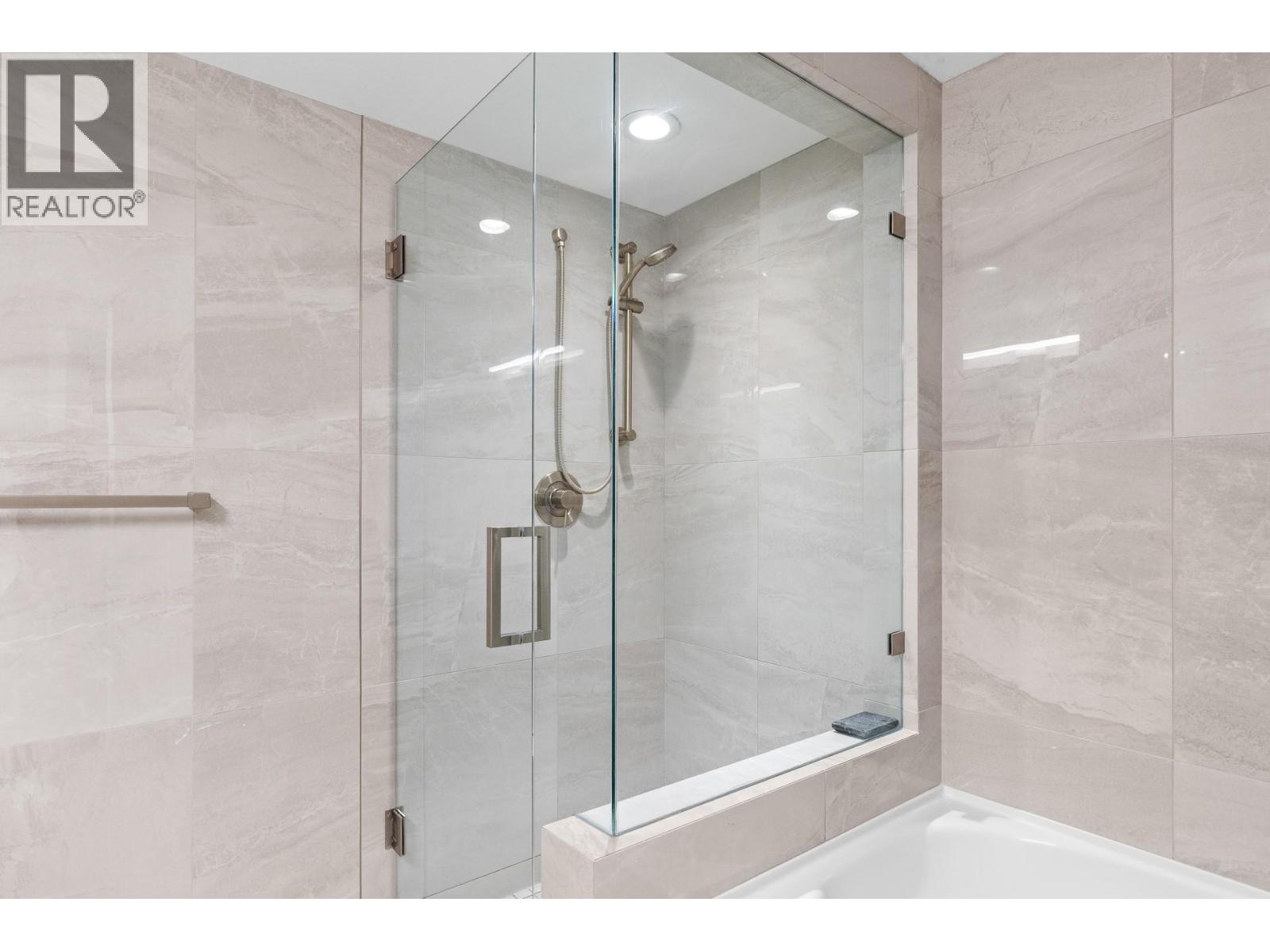 108 457 West Avenue, Kelowna