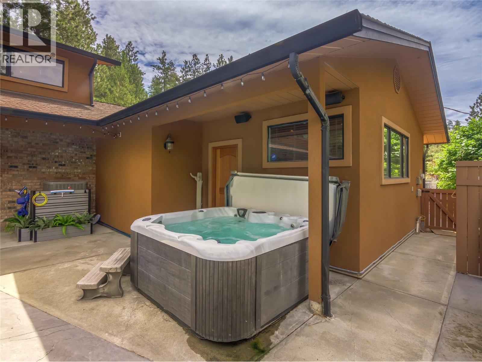3948 Valleyview Road, Penticton