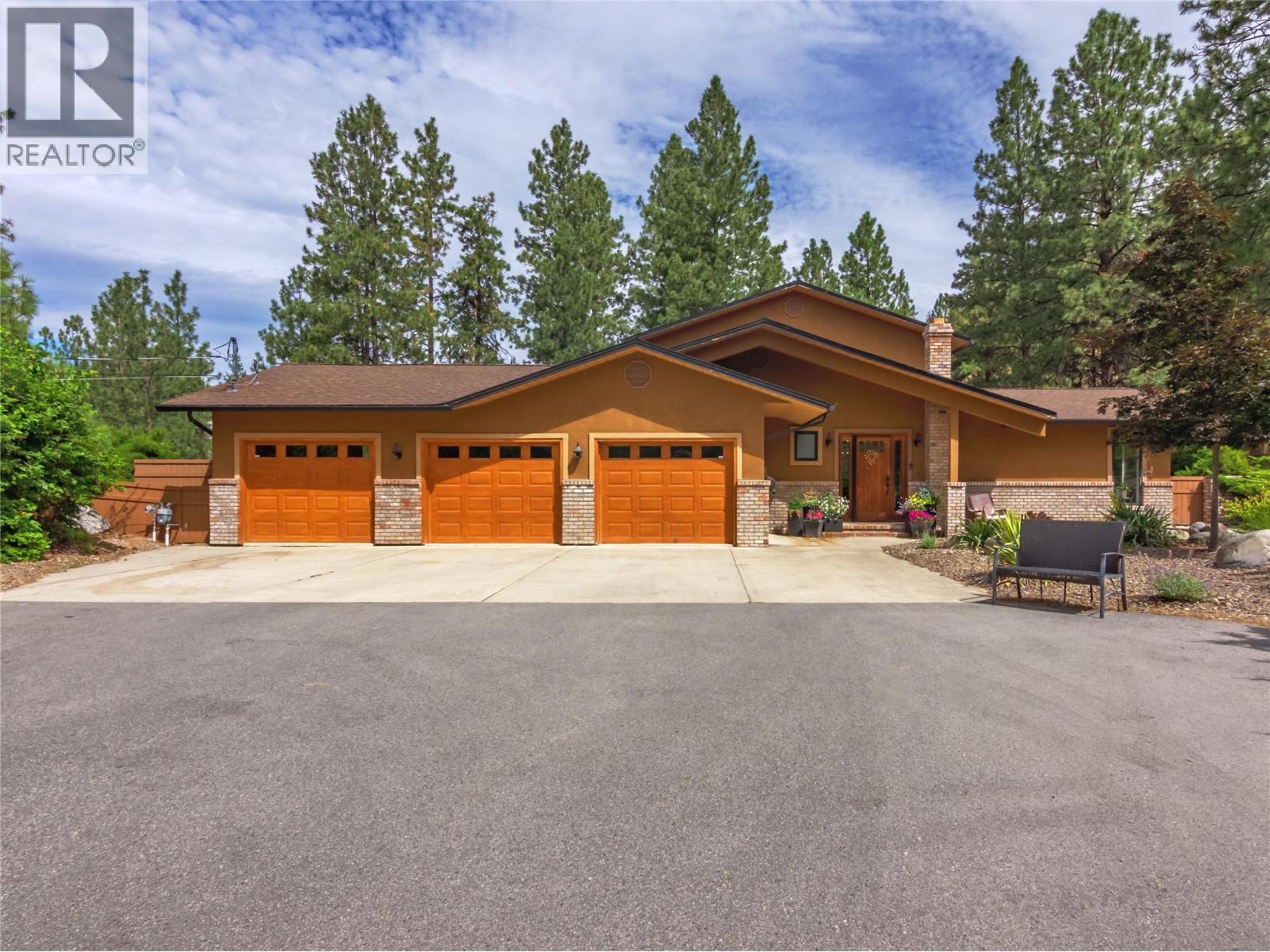 3948 Valleyview Road, Penticton