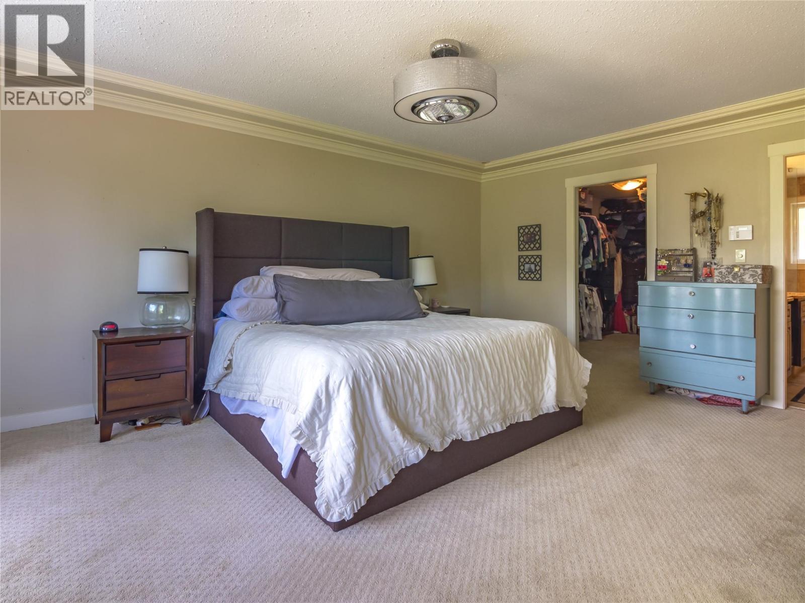 3948 Valleyview Road - 29
