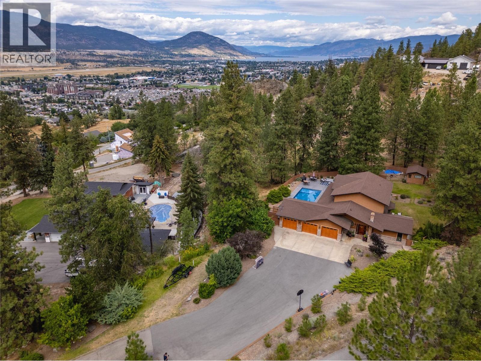 3948 Valleyview Road, Penticton