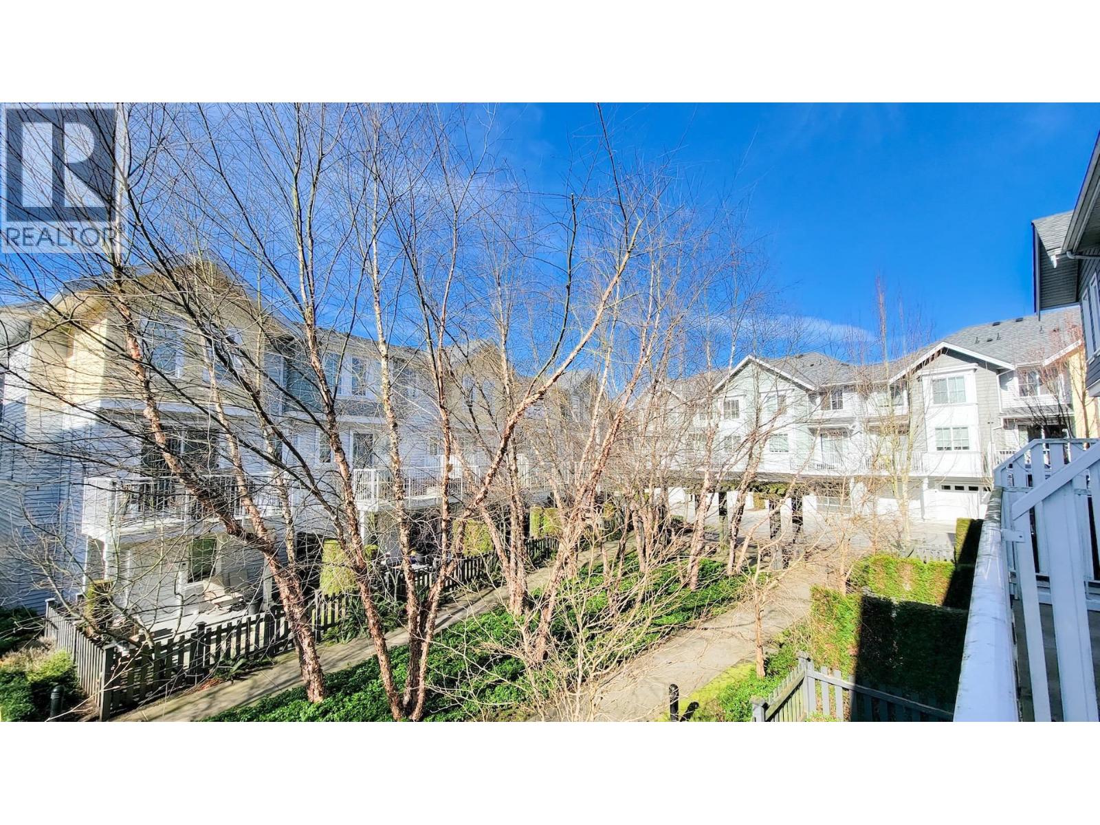 #100-5550 ADMIRAL Way, Delta