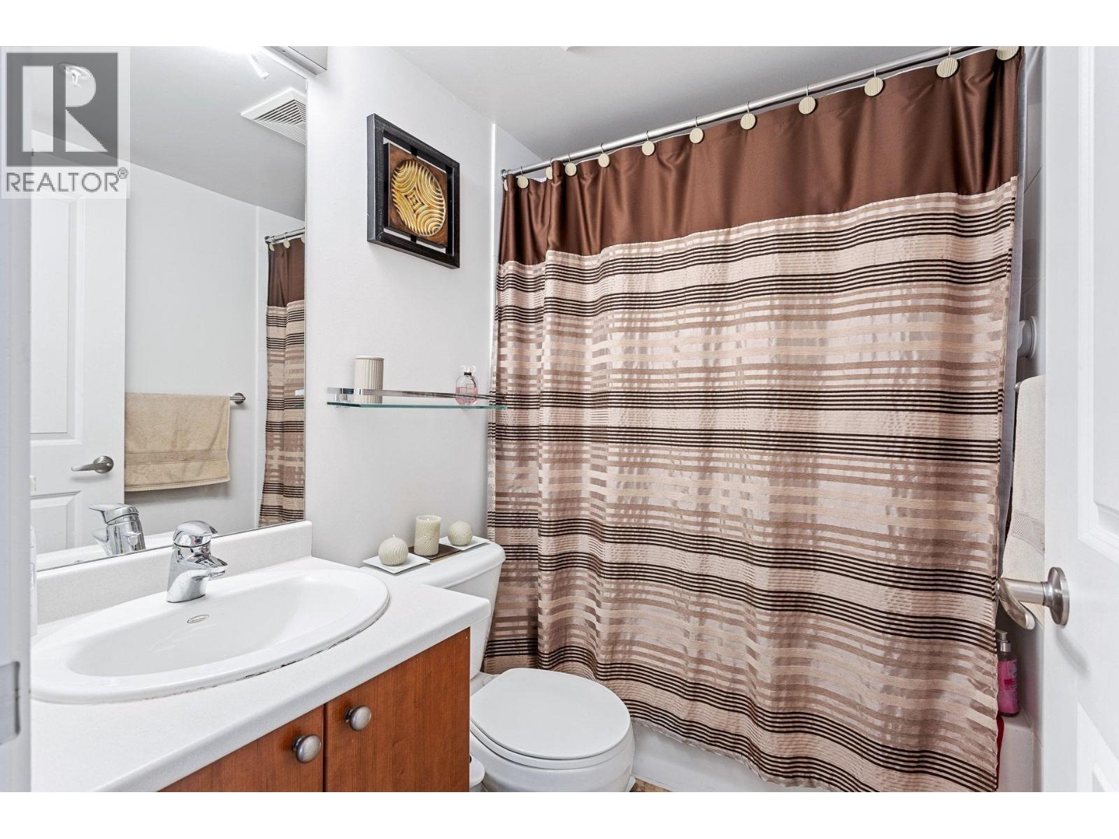 1106 610 VICTORIA STREET, New Westminster