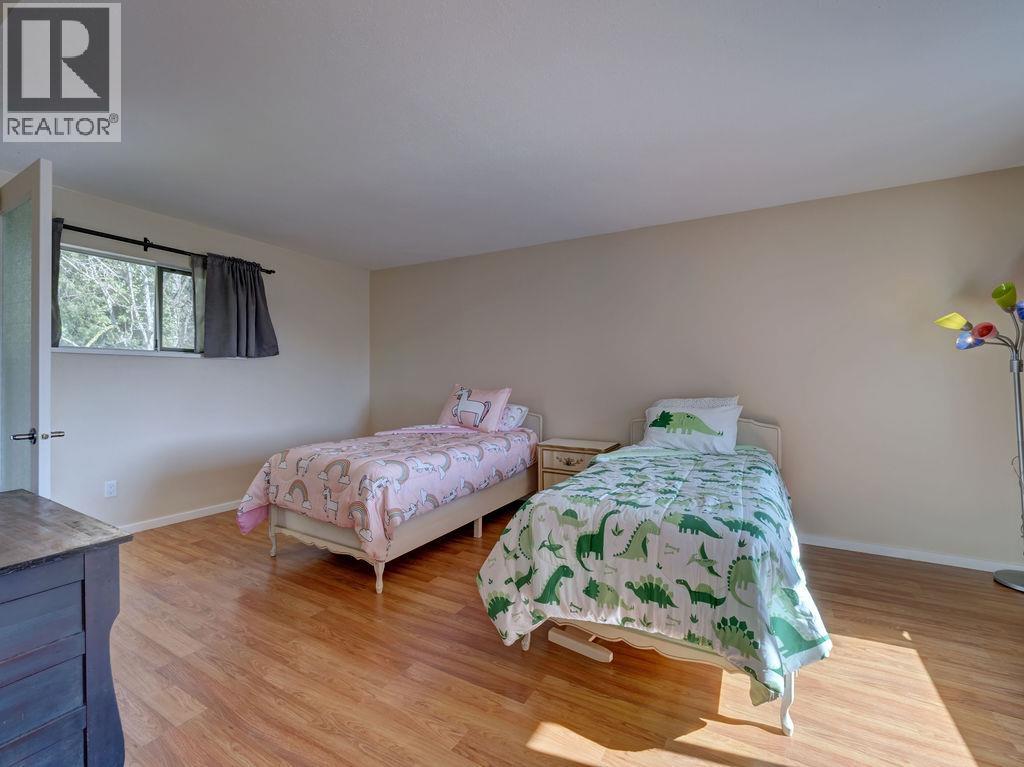 5 822 GIBSONS WAY, Gibsons