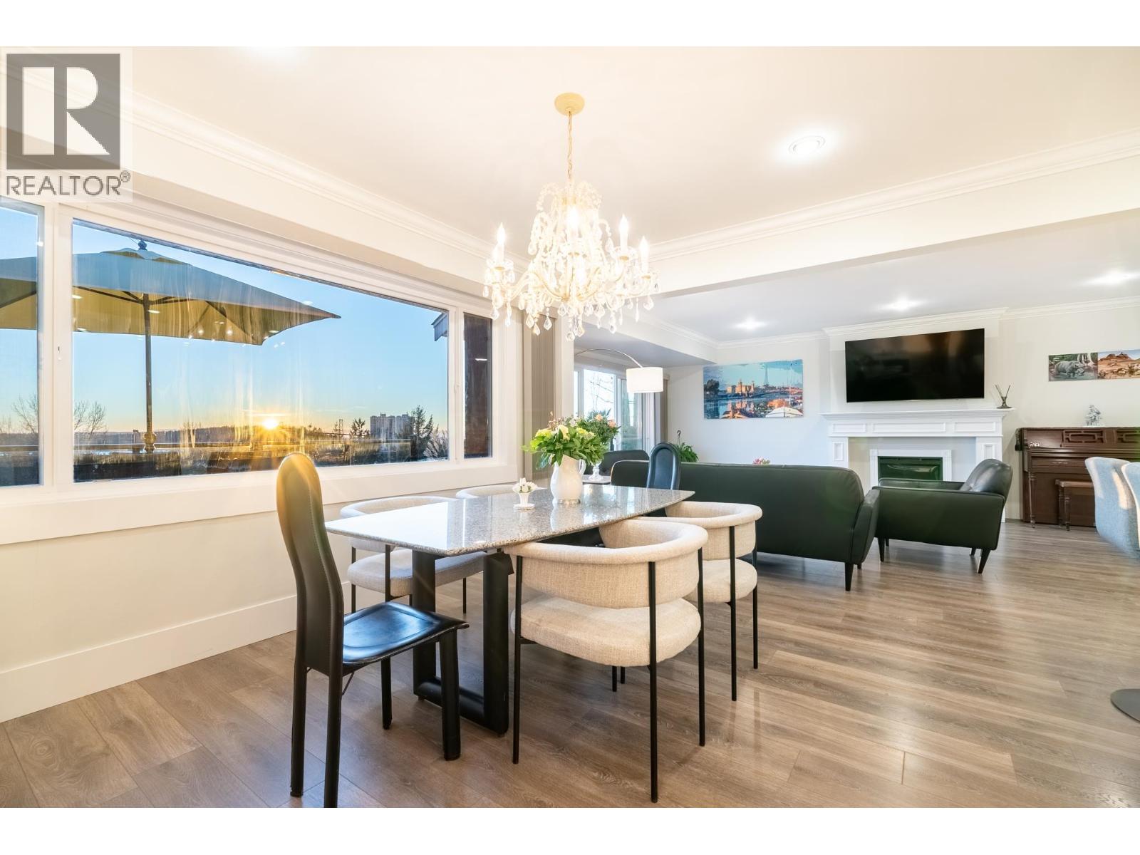 1275 W KEITH ROAD, North Vancouver