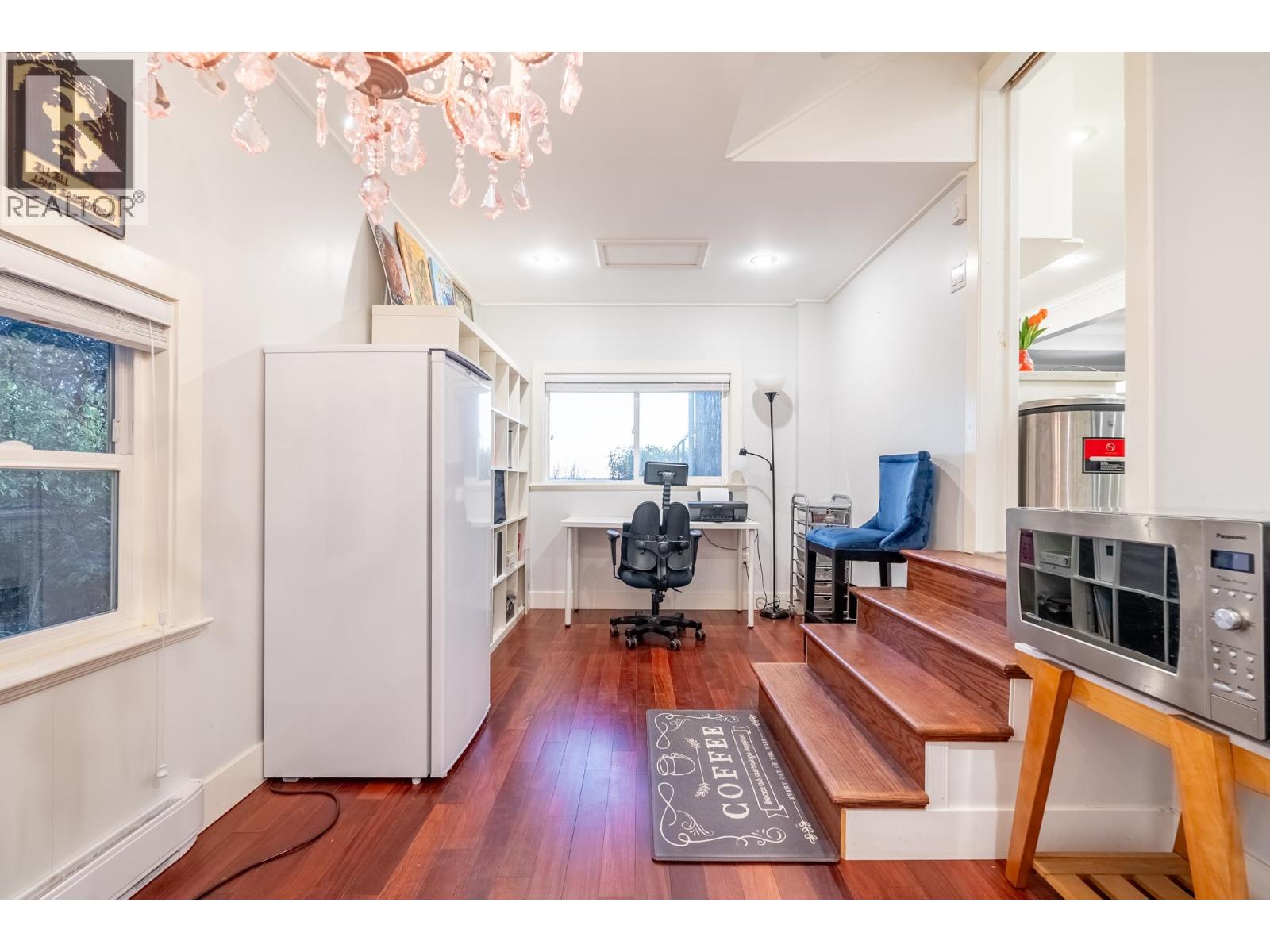 1275 W KEITH ROAD, North Vancouver