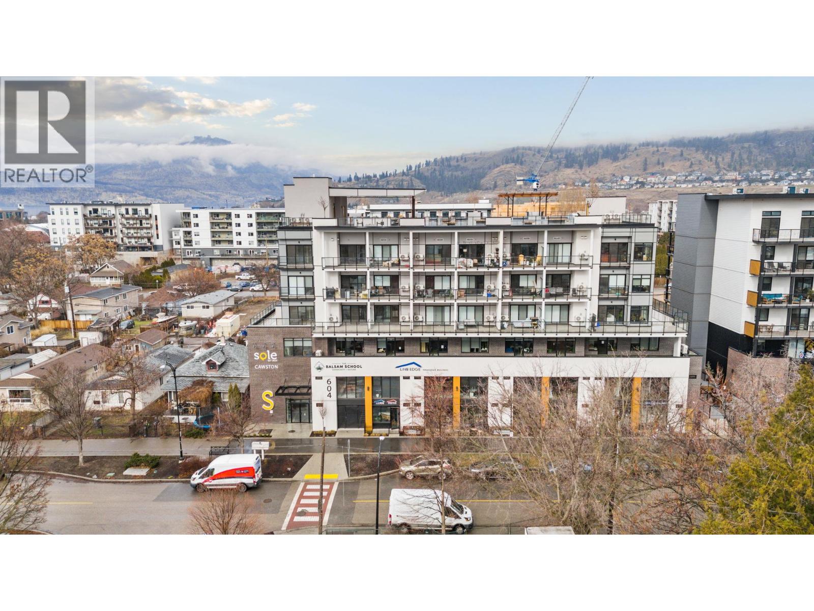 404 604 Cawston Avenue, Kelowna