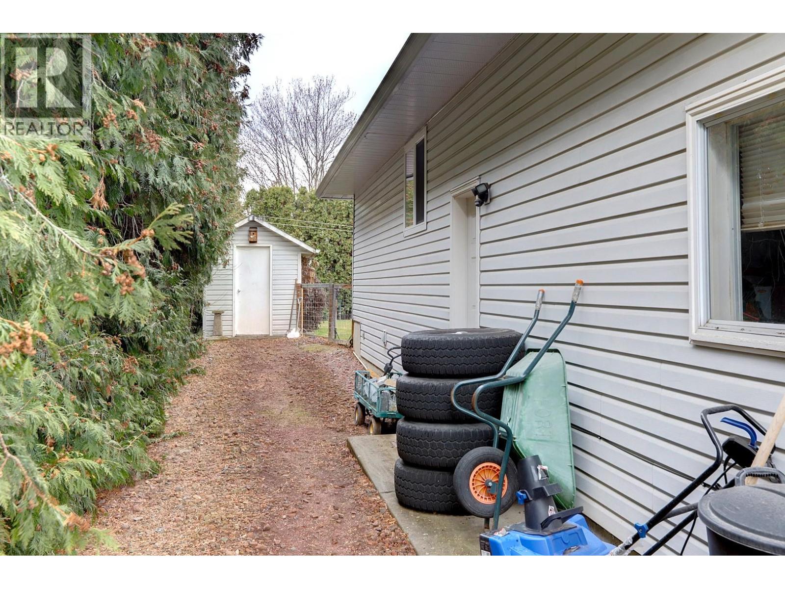 5204 Sandon Place, Vernon