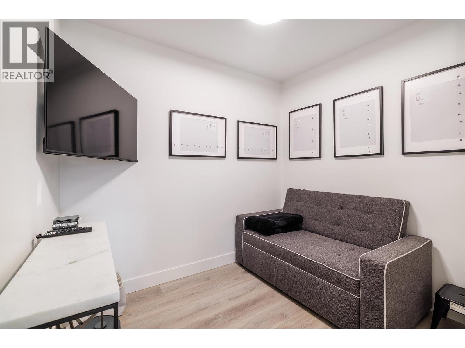 343 654 Cook Road, Kelowna