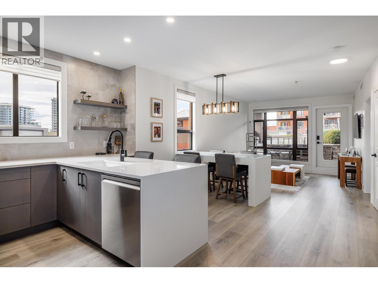 343 654 Cook Road, Kelowna